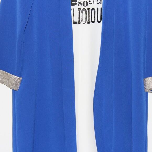 Two Piece Cardigan and Tunic Set Size Large - Picture 3 of 7